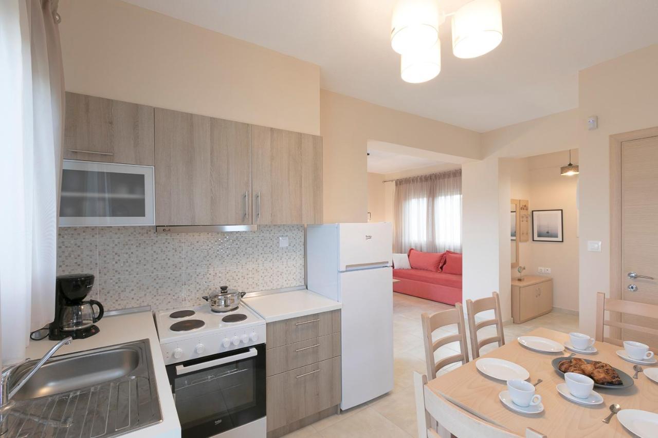 Palm Tree Maisonettes #Feelslikehome Ormos Panagias Exterior foto